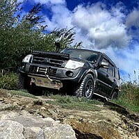 Mitsubishi Pajero Front Skid Plate (Petrol) Mitsubishi Pajero Front Skid Plate (Petrol)