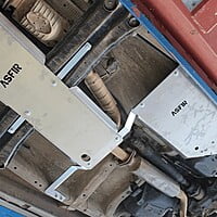 Suzuki Grand Vitara Gearbox, Transfer Case & Fuel Skid Plate