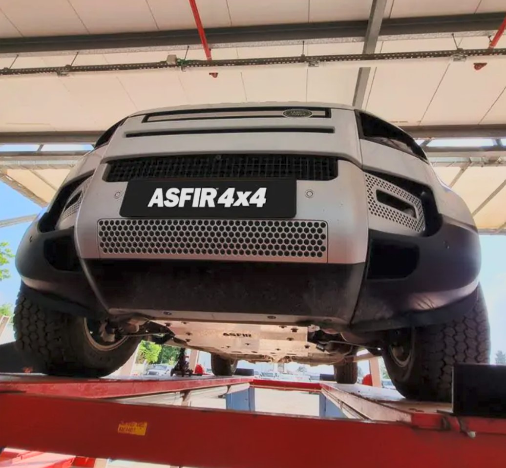 Land-Rover Defender 110 / Defender 90 | Front Skid Plate Land-Rover Defender 110 / Defender 90 | Front Skid Plate