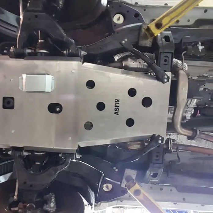 Toyota Tacoma Gearbox skid plate Toyota Tacoma Gearbox skid plate