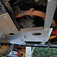 Lexus LX 470 Transfer Case Skid Plate Lexus LX 470 Transfer Case Skid Plate