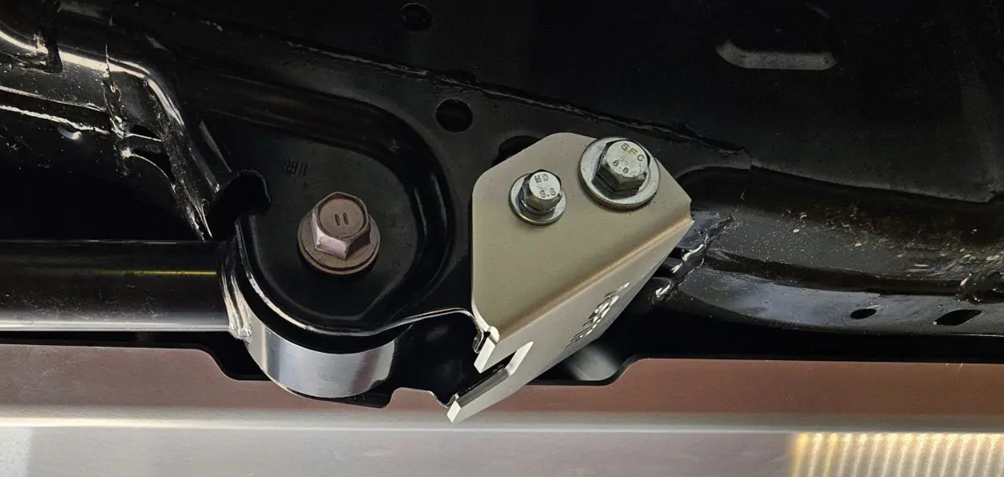 Toyota Land Cruiser Prado 250 Radius Arms Steel Skid Plates (4 Pcs) Toyota Land Cruiser Prado 250 Radius Arms Steel Skid Plates (4 Pcs)