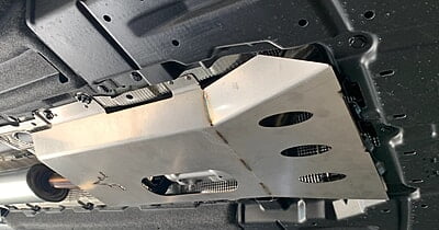 2022+ Mitsubishi Outlander catalytic converter shield
